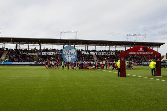 tifo innan fotbollsmatchen i Allsvenskan mellan Östersund