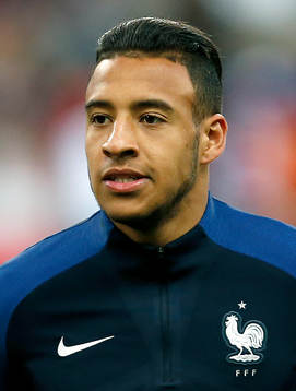 Corentin Tolisso , Frankrike