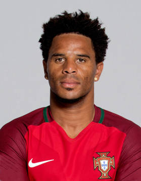 Eliseu Pereira dos Santos, Portugal