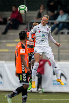 Rosengårds Sanne Troelsgaard nickar