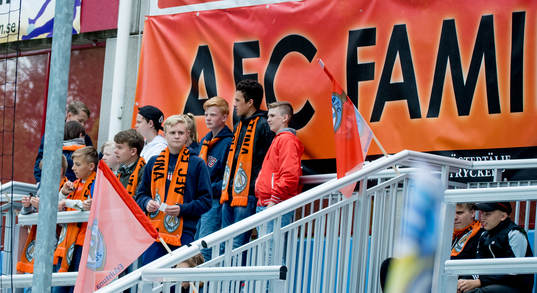 Supportar före fotbollsmatchen i Allsvenskan mellan AFC