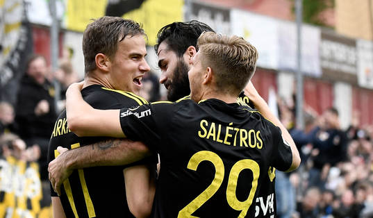 Eero Markkanen jublar