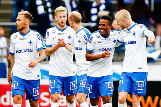 Norrköpings spelare jublar