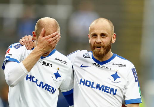 Norrköpings Andreas Johansson och Daniel Sjölund jublar