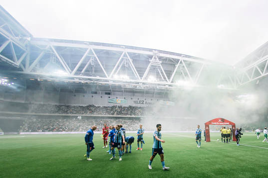 Djurgårdens Othman El Kabir inväntar spel