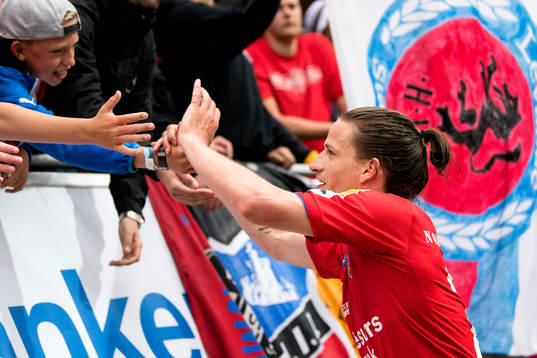 Helsingborgs Jesper Lange tackar publiken