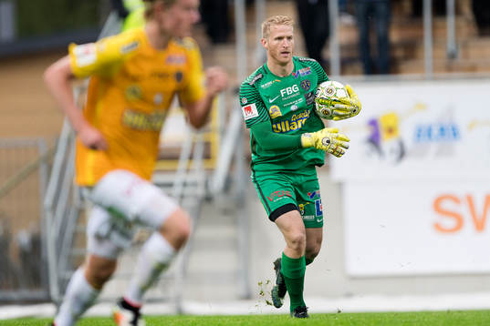 Falkenbergs målvakt Hampus Nilsson