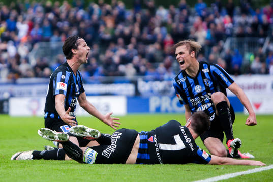 Sirius spelare jublar
