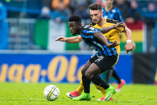 Sirius Kingsley Kofi Sarfo och Halmstads Sead Haksabanovic