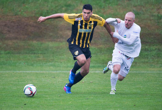 IFK Hässleholms  Tommy Filipovic i matchen i division 2