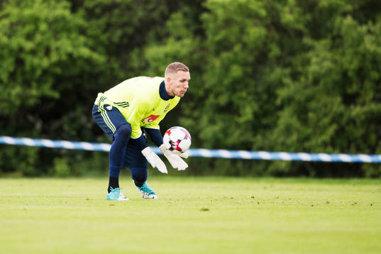 Robin Olsen