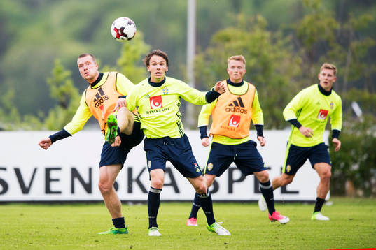 Jakob Johansson, Albin Ekdal, Sam Larsson och Emil Krafth