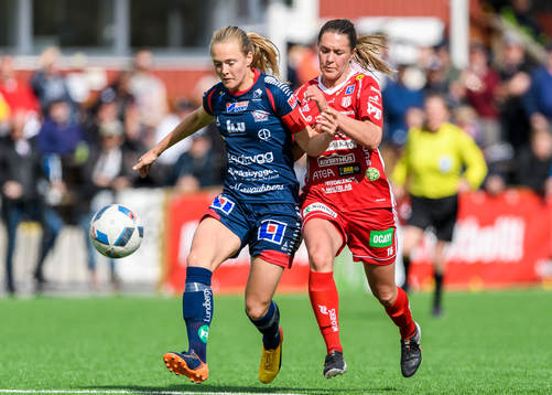 Linköpings Magdalena Eriksson och Piteås Felicia Karlsson