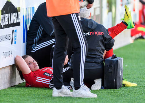 Piteås Hanna Pettersson grinar illa