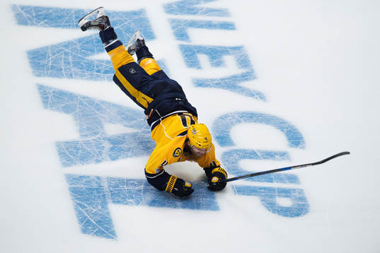 Nashvilles Ryan Ellis flyger