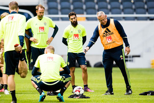 Sveriges Andreas Granqvist, Jimmy Durmaz och