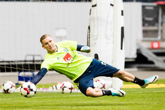 Sveriges målvakt Robin Olsen