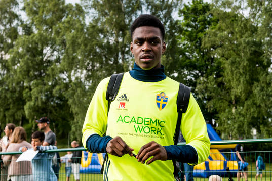 Joel Asoro