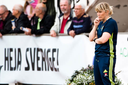 Sveriges tränare Anneli Andersén deppar