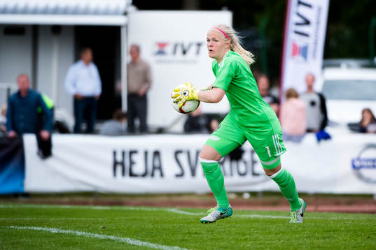 Sveriges målvakt Emma Holmgren