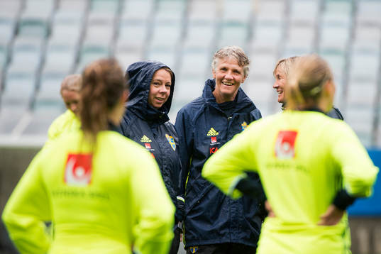 Helena Andersson, fysiolog, förbundskapten Pia Sundhage