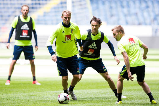 Sveriges Ola Toivonen, Albin Ekdal och Sebastian Larsson
