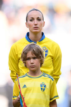 Sveriges Kosovare Asllani vid lineup innan
