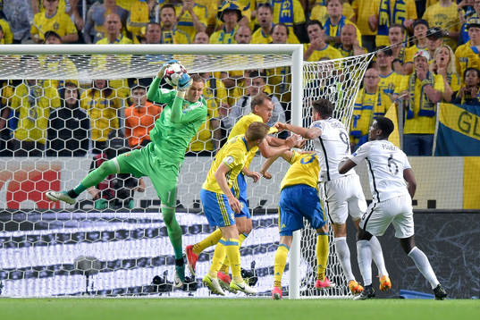 Sveriges målvakt Robin Olsen