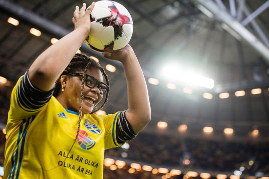 Leverans av matchboll