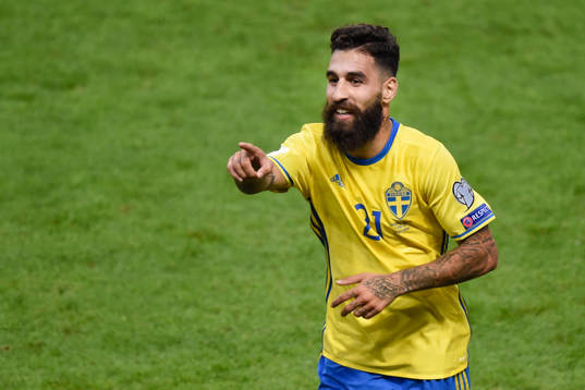 Sveriges Jimmy Durmaz jublar