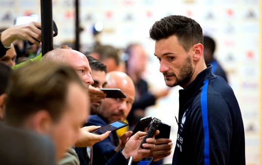 Frankrikes målvakt Hugo Lloris