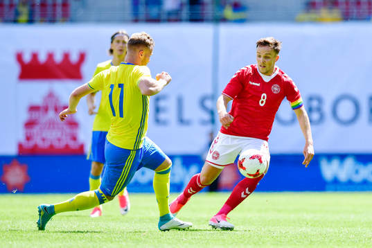 Sveriges Gustav Engvall och Danmarks Lasse Vigen Christensen