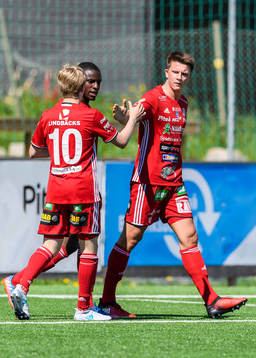 Piteås Joel Edström jublar