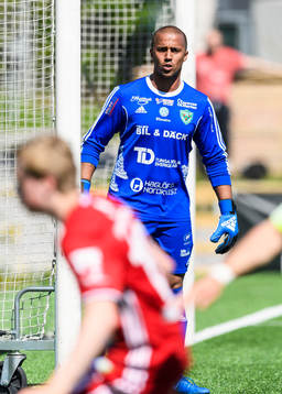Valbos målvakt Hassan Viklund