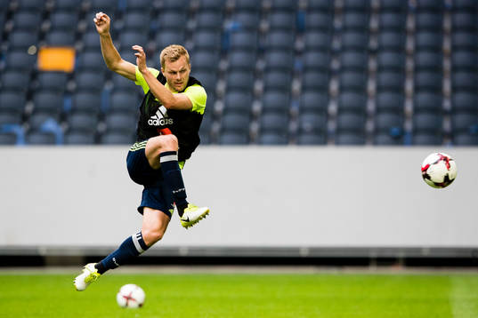 Sveriges Sebastian Larsson