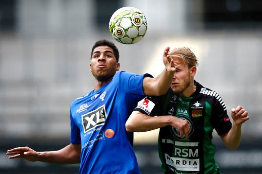 Åtvidabergs Emil Bellander och GAIS Niclas Andersén