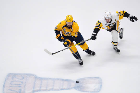 Nashvilles Roman Josi och Pittsburghs Evgeni Malkin