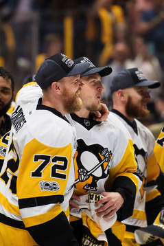 Pittsburghs Patric Hörnqvist och Carl Hagelin