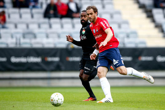Örgrytes Johan Elmander och Dalkurds Ammar Ahmed