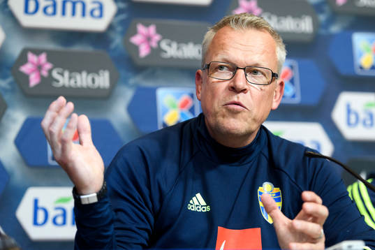 Sveriges förbundskapten Janne Andersson på en