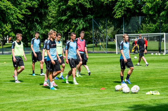 Spelarna tar en vätskepaus