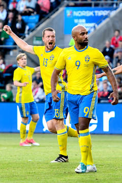 Sveriges Jakob Johansson och Samuel Armenteros jublar