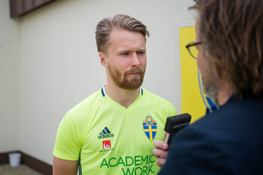 Jacob Une Larsson