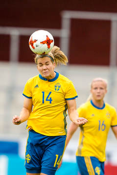 Sveriges Hanna Folkesson nickar
