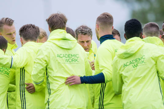 Bläddra bland fler bilder av Fotboll, Inför U21-EM, Träning