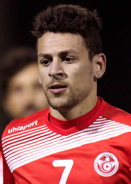 Youssef Msakni, Tunisien