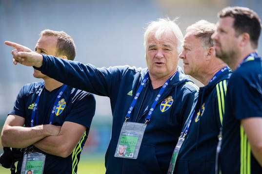 Scout Reine Almqvist pratar med Överledare Gerhard Sager