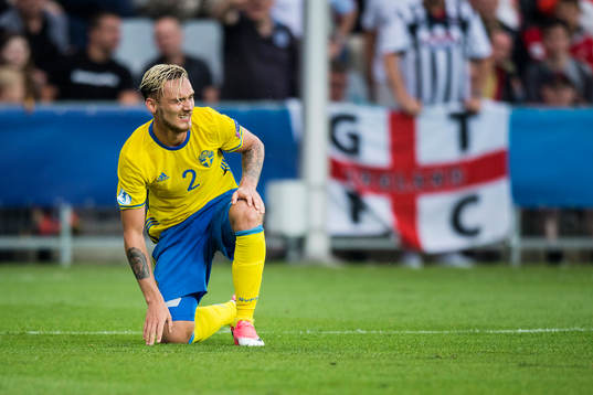 Bläddra bland fler bilder av Fotboll, U21-EM, dag 1, Sverige - England
