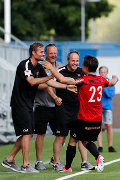 Brommapojkarnas tränare Olof Mellberg och assisterande