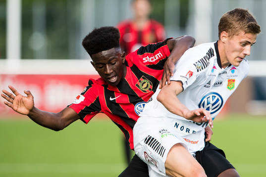Brommapojkarnas Jack Lahne och GAIS Erik Westermark